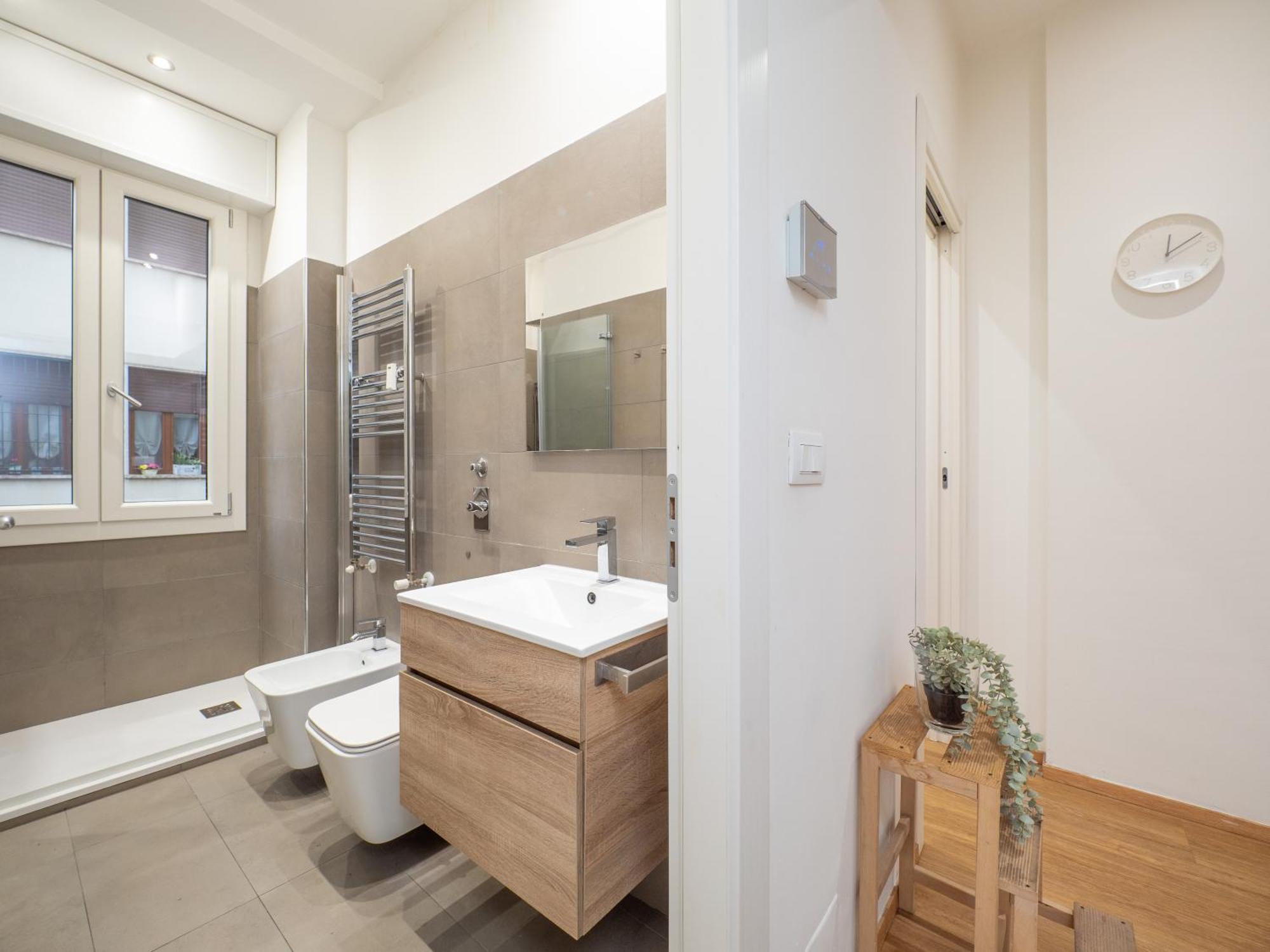 Milano 5 Guests - Modern Apt With Balcony Esterno foto