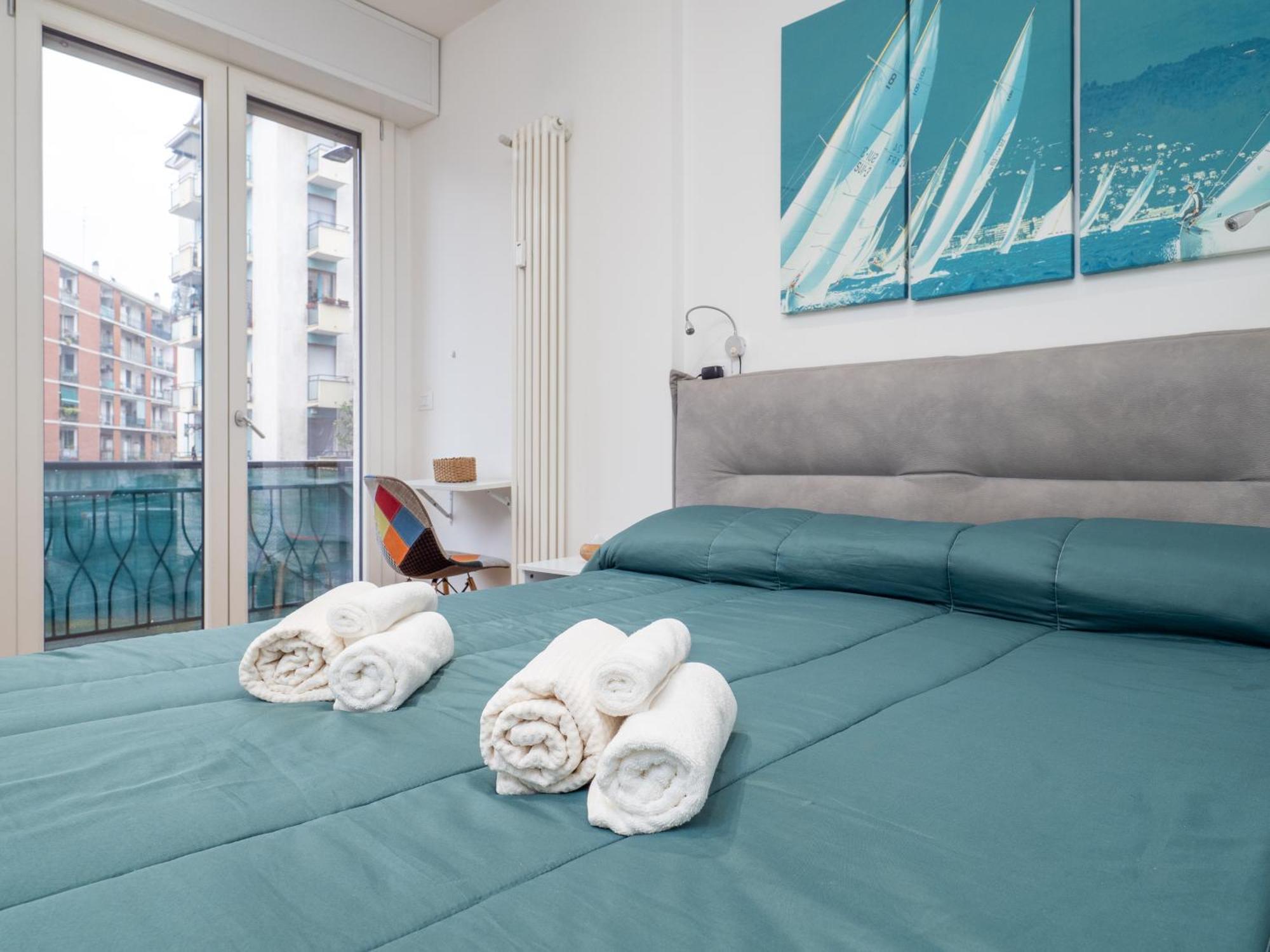 Milano 5 Guests - Modern Apt With Balcony Esterno foto